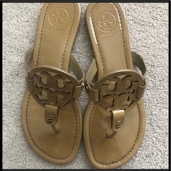 ✨SOLD ✨Tory Burch patent leather Miller sandal | 8 - Picture 2 of 4